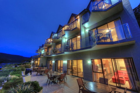 Lantern 1 Bedroom Balcony With Panoramic View - Your Accommodation 0