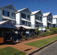 Breakers Apartments - Your Accommodation