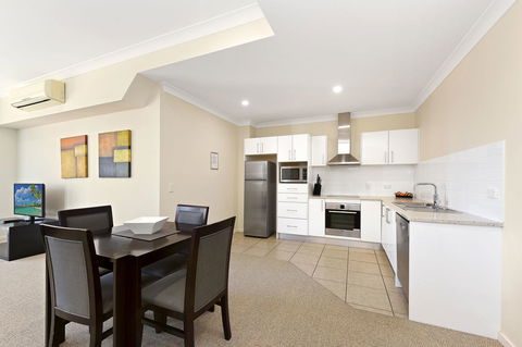 Macquarie Waters Boutique Apartment Hotel - Your Accommodation 6