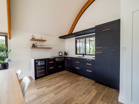 Waves Byron Bay - Your Accommodation 12