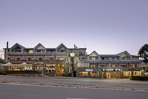 Banjo Paterson Inn - Your Accommodation 6
