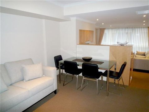 Wyndel Apartments Sydney CBD - Bond - Your Accommodation 12