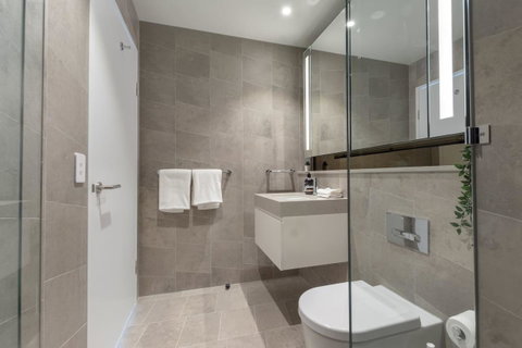 High Rise Apt In Heart Of Sydney Wt Harbour View - Your Accommodation 16