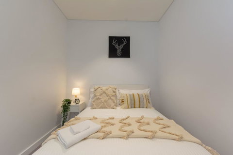 High Rise Apt In Heart Of Sydney Wt Harbour View - Your Accommodation 14