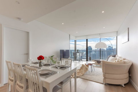 High Rise Apt In Heart Of Sydney Wt Harbour View - Your Accommodation 9