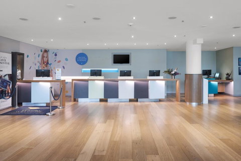 Novotel Sydney Darling Harbour - Your Accommodation 10