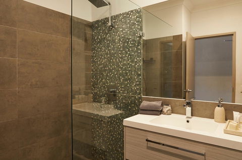 Byron Quarter Apartments - Your Accommodation 9