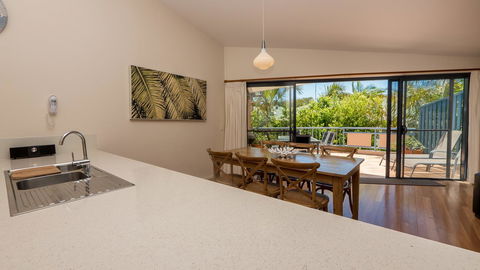 Byron Quarter Apartments - Your Accommodation 32