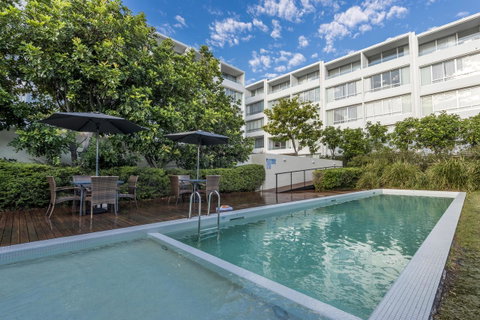 Oaks Nelson Bay Lure Suites - Your Accommodation 10