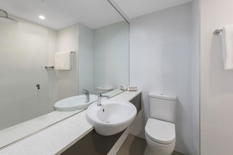 Travelodge Hotel Sydney Airport - Your Accommodation 25