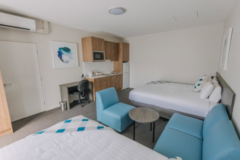 Studios On Beaumont - Your Accommodation 10