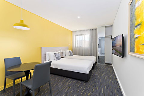 Value Suites Green Square - Your Accommodation 24
