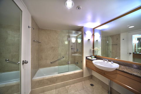 Stamford Plaza Sydney Airport Hotel & Conference Centre - Your Accommodation 8
