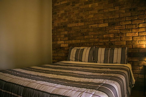 Ironstone Estate Lovedale - Your Accommodation 15