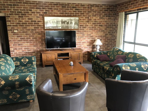 Ironstone Estate Lovedale - Your Accommodation 1