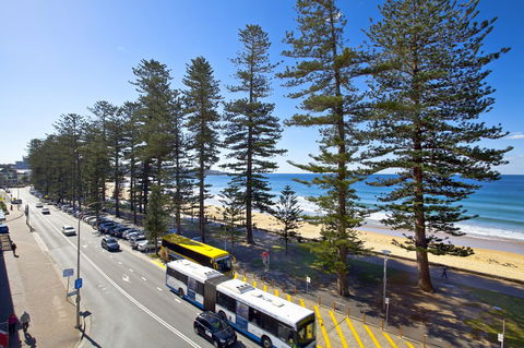 Manly Paradise Motel & Apartments - Your Accommodation 21