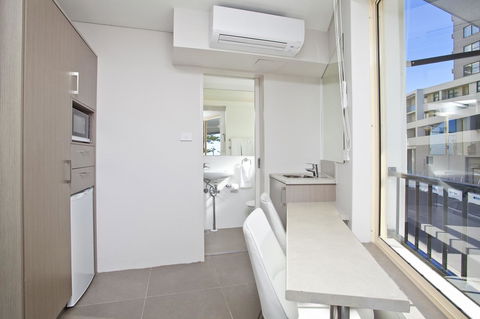 Manly Paradise Motel & Apartments - Your Accommodation 6