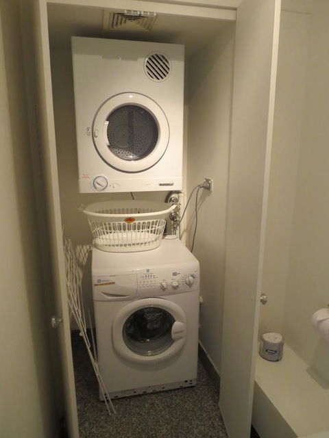 Manly Paradise Motel & Apartments - Your Accommodation 24