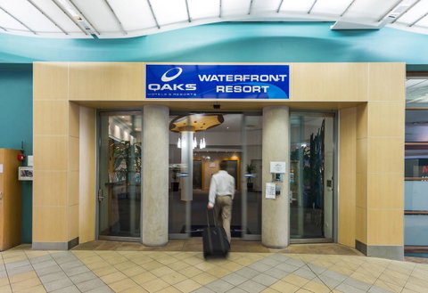 Oaks The Entrance Waterfront Suites - Your Accommodation 16