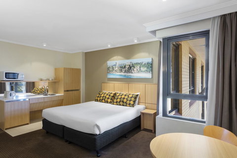 Mercure Sydney Manly Warringah - Your Accommodation 18