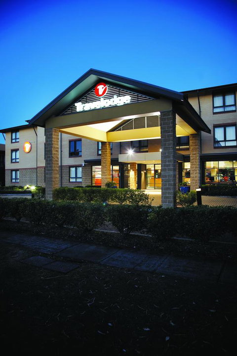 Mercure Sydney Manly Warringah - Your Accommodation 7