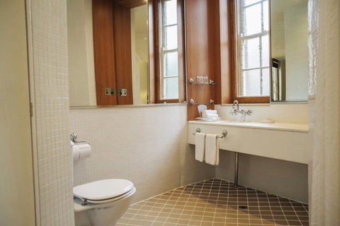 Sydney Harbour Hotel - Your Accommodation 23