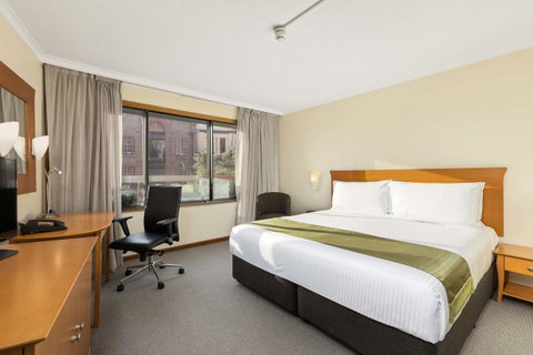 Sydney Harbour Hotel - Your Accommodation 9