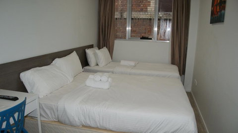 Dixon Residences - Your Accommodation 8