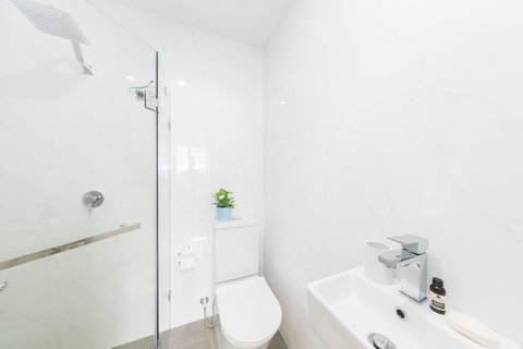 Dixon Residences - Your Accommodation 26