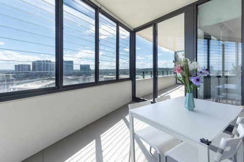Two Bedders Apartment With Stunning Water View - Your Accommodation 13