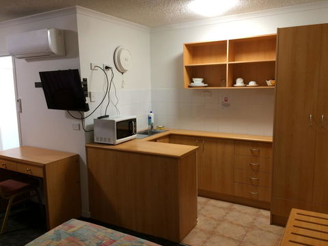 Edgecliff Lodge Motel - Your Accommodation 15