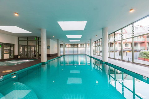 Nobbs Â· Executive 2 Storey Sydney Apartment With Pool - Your Accommodation 12