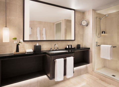 Four Seasons Hotel Sydney - Your Accommodation 17