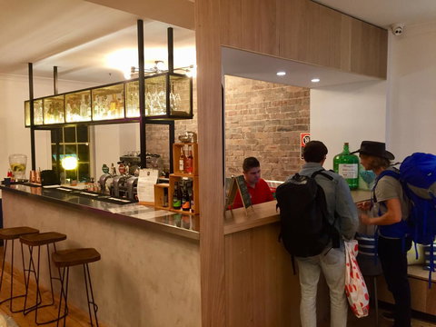 Mad Monkey Hostel Coogee Beach - Your Accommodation 8