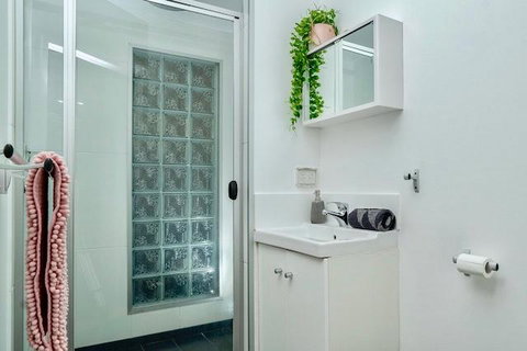 Hastings By The Sea - Your Accommodation 17