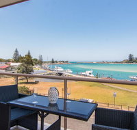 Shoreline 7 with 180 degree water views - Your Accommodation