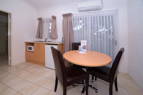Boulevarde Motor Inn - Your Accommodation 8