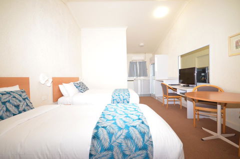 Boulevarde Motor Inn - Your Accommodation 6