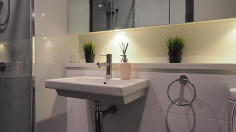 Sky Garden Olympic Park - Your Accommodation 36