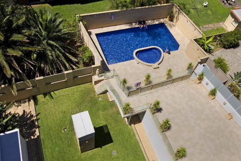 Sandy Cove Apartments - Your Accommodation 14