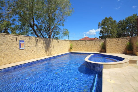 Sandy Cove Apartments - Your Accommodation 15