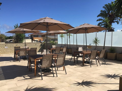Sandy Cove Apartments - Your Accommodation 12