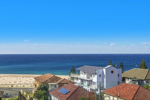 Sandy Cove Apartments - Your Accommodation 3