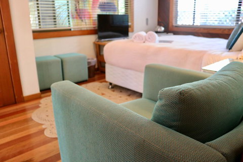 A Beach House At Byron - Your Accommodation 44