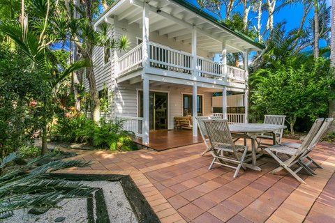 A Beach House At Byron - Your Accommodation 7