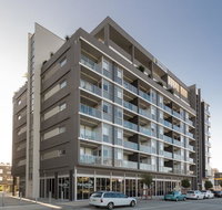 Honeysuckle Executive Apartments - Your Accommodation