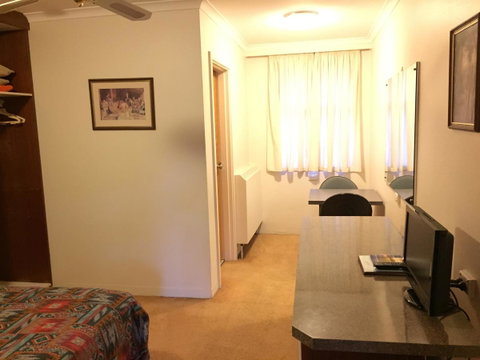 Cooma Motor Lodge Motel - Your Accommodation 23