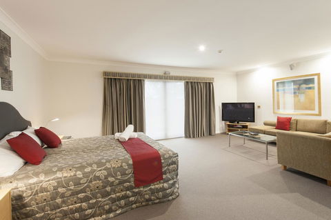 Wagga RSL Club Motel - Your Accommodation 34