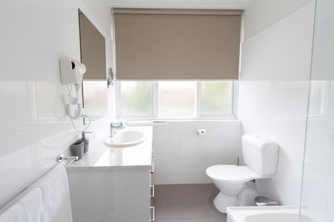 Wagga RSL Club Motel - Your Accommodation 10
