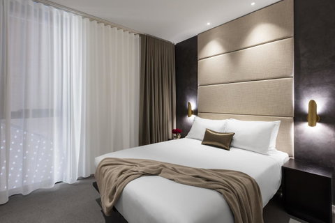 SKYE Suites Sydney - Your Accommodation 23